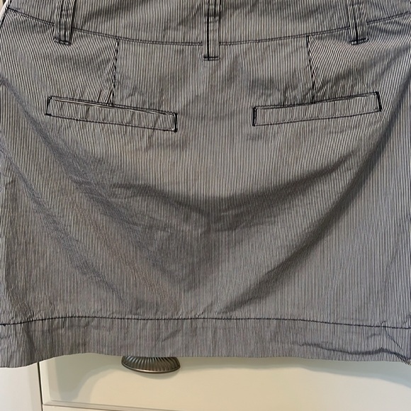 H&M Navy Striped Skirt Size 8 - Picture 5 of 7